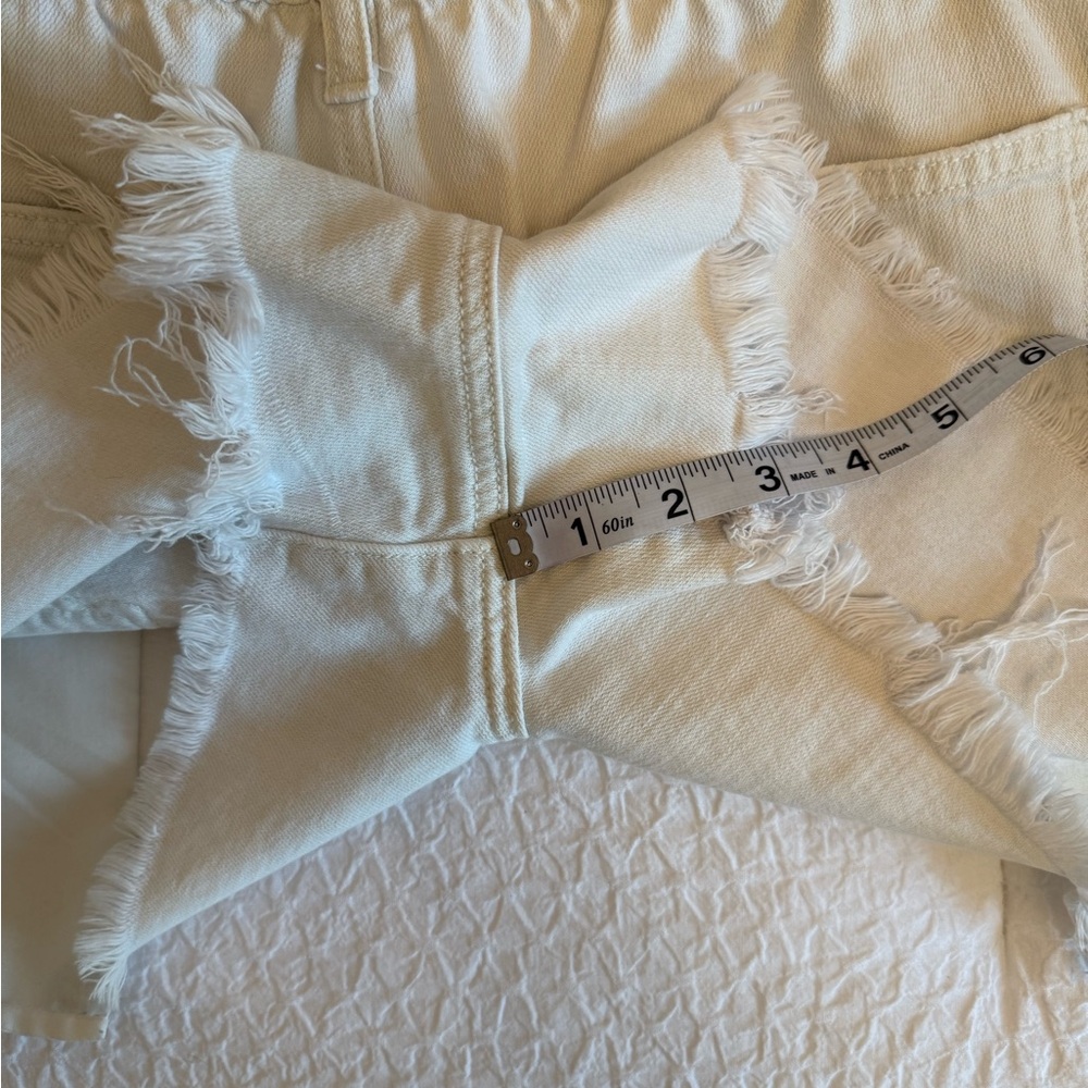 Aerie High-Rise Distressed White Denim Shorts - Size XL - Picture 10 of 10